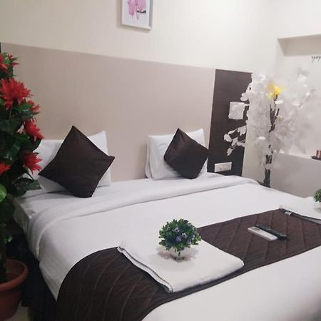 แคปิตัล โอ 29675 โฮเต็ล ติรุจิณทุระมณี ไอเยอร์ Hotel ปัลนี ภายนอก รูปภาพ